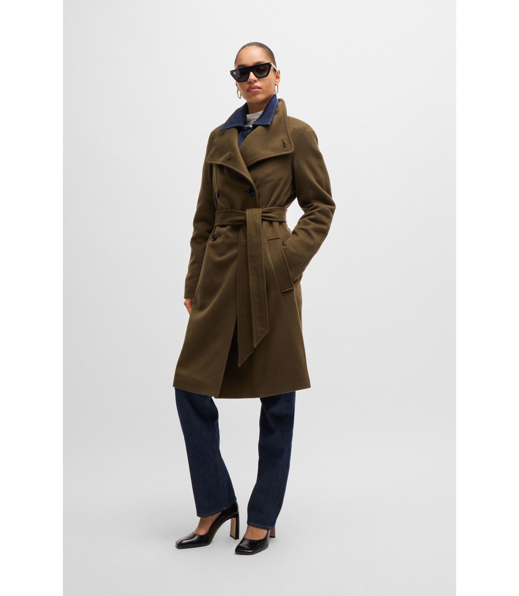 hbeu50534062_341_350?wid=1980&