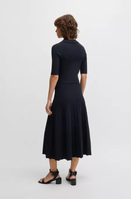V-neck dress with ribbed structure