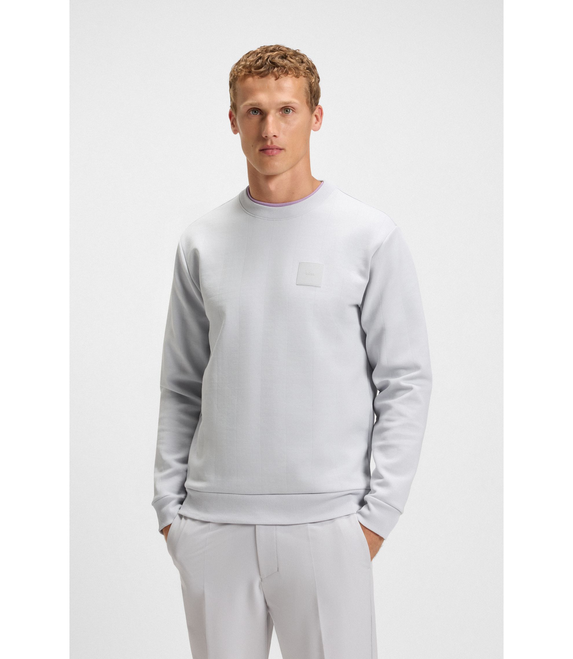 hbeu50534193_054_350?wid=1980&