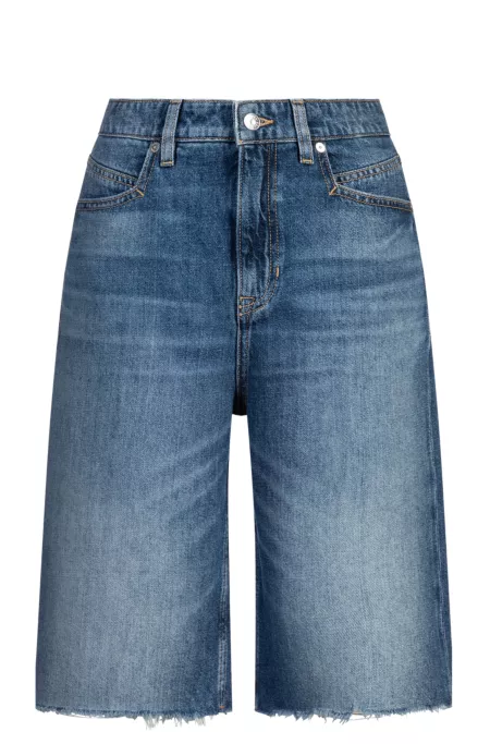 Knee-length denim shorts with raw hem