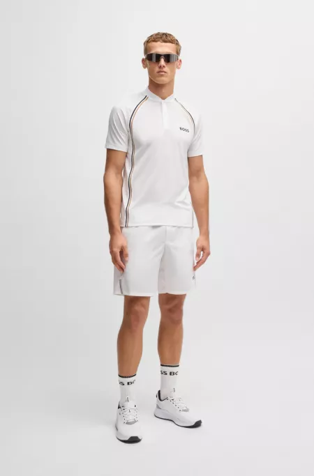 Active tennis shorts in quick-dry super-stretch fabric