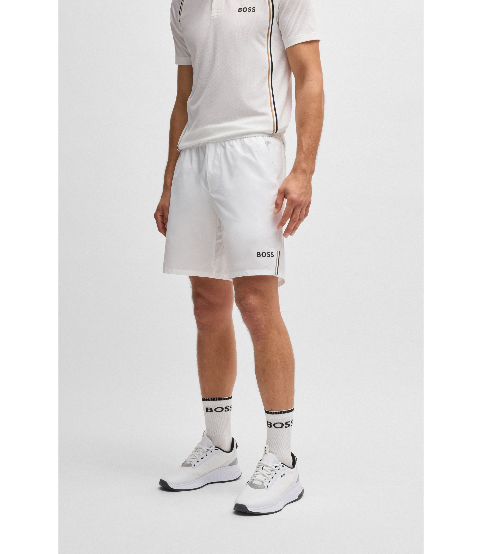 hbeu50534216_100_350?wid=1980&