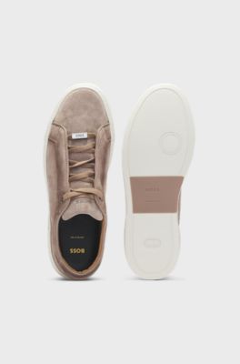 Sneakers Gary in pelle scamosciata con sistema di lacci elastici, Marrone chiaro