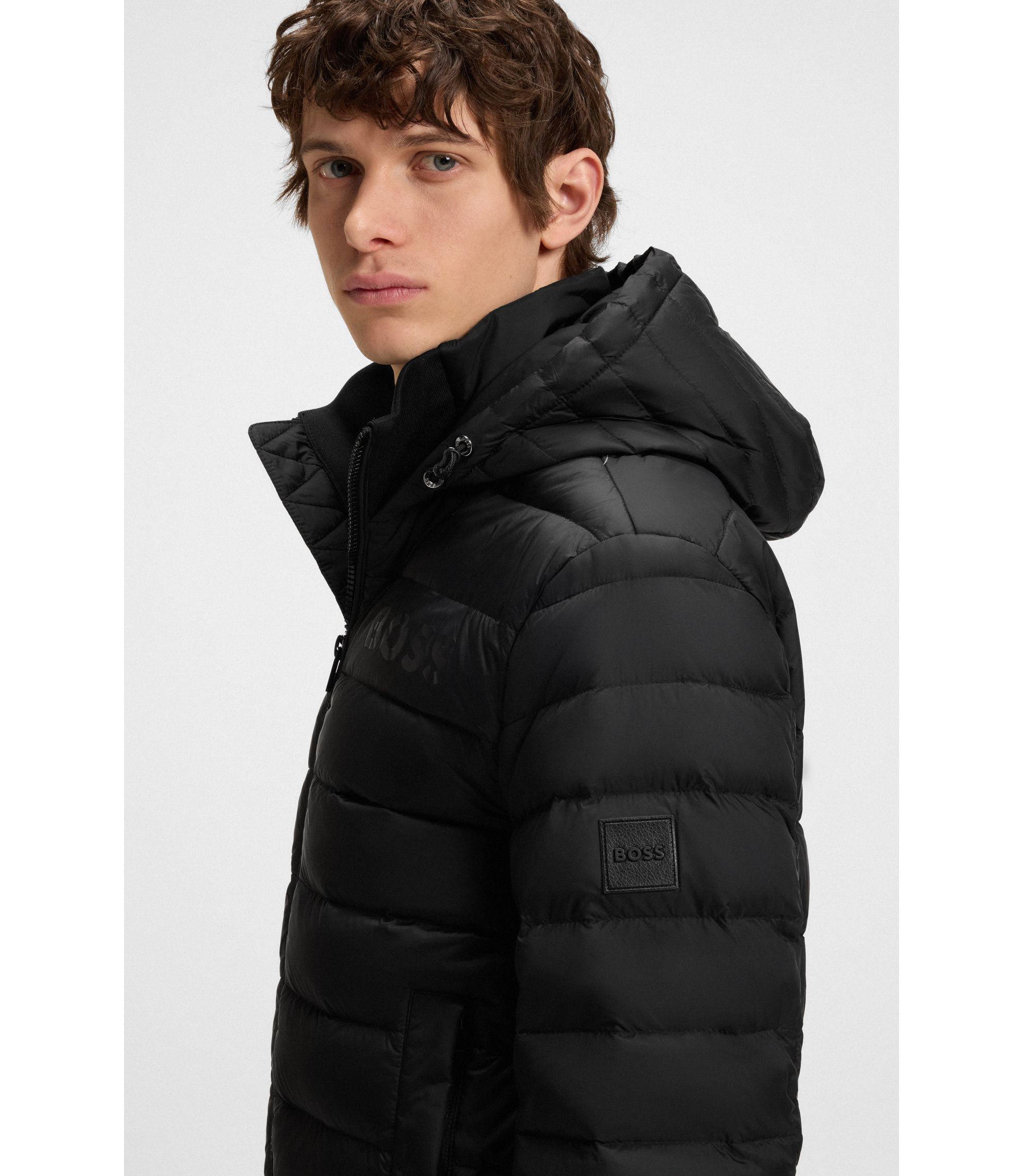 hbeu50534297_001_341?wid=1980&