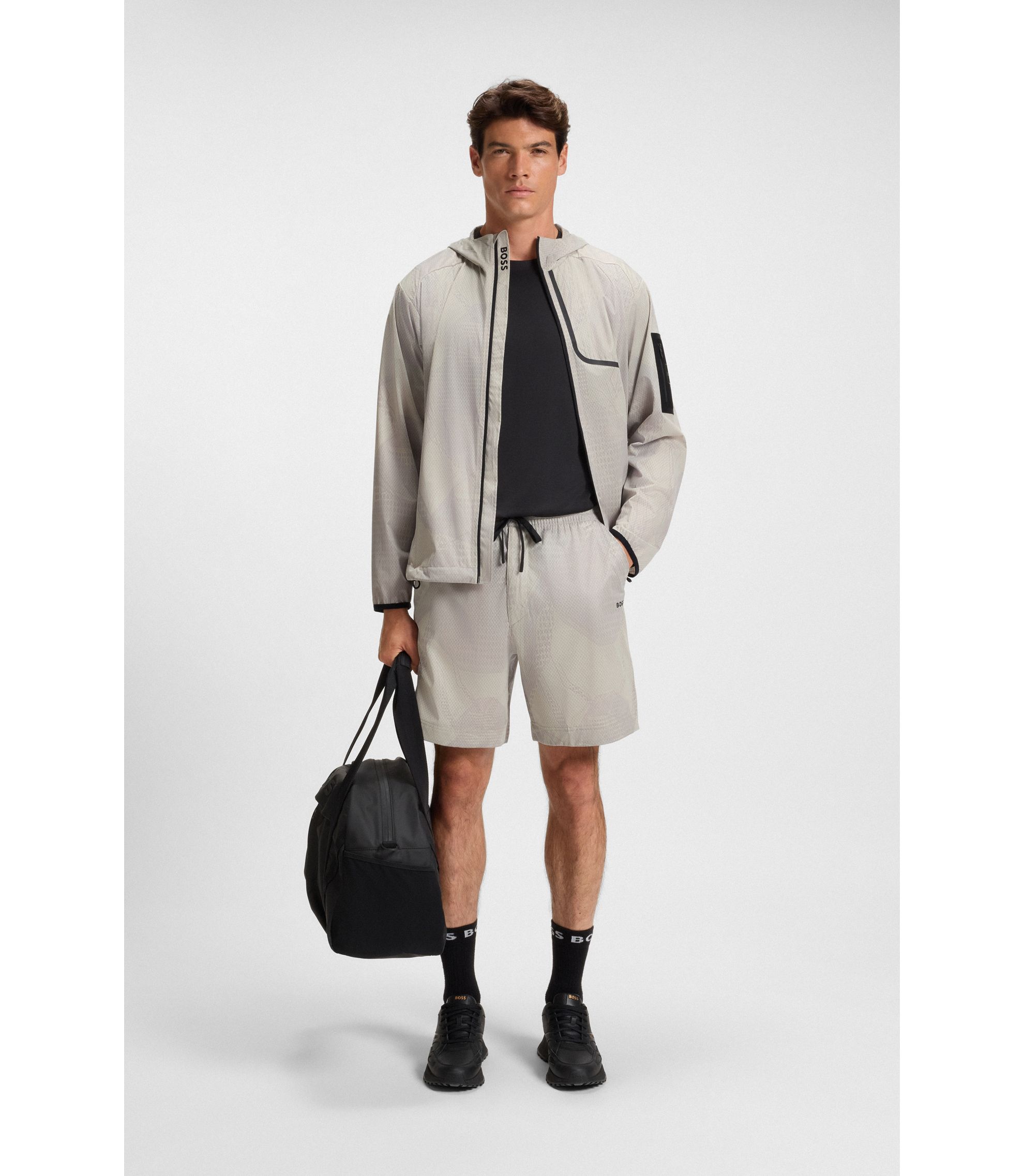 hbeu50534382_284_300?wid=1980&