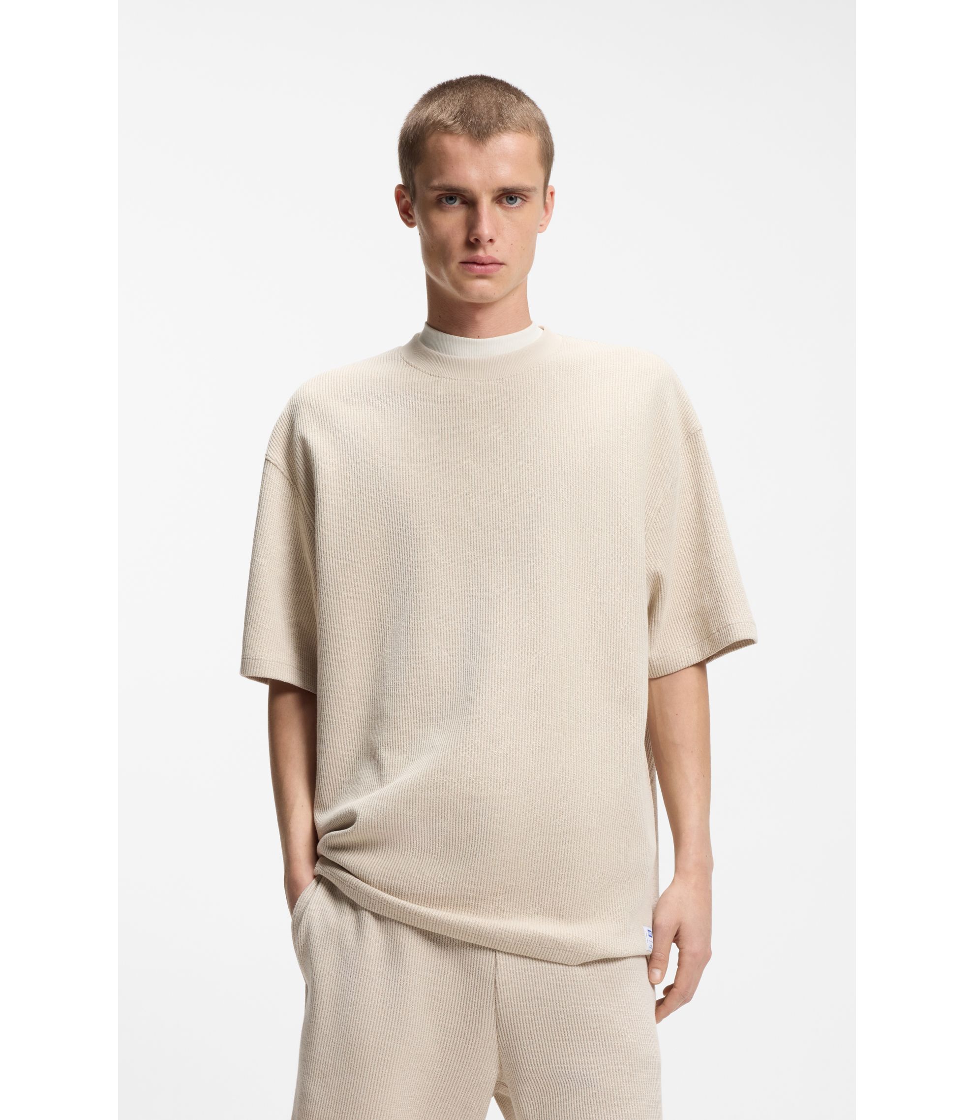 HUGO BOSS ロゴプリント 半袖Tシャツ ベージュ BOSS - ボス BOSS ロゴ 半袖Tシャツ 衣料品 トップス コットン メンズ
