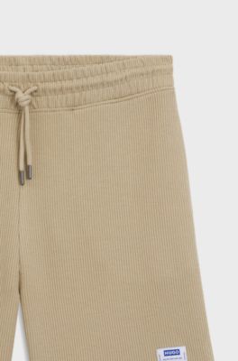 Shorts de corte holgado en algod&oacute;n con estructura de rejilla, Beige