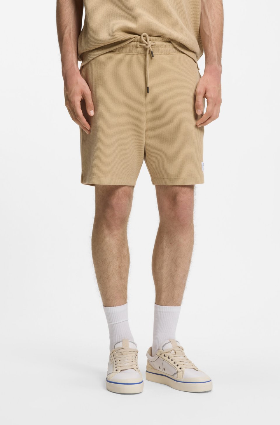 Loose-fit shorts in a waffle-structured cotton blend