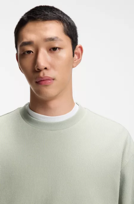 Cotton-blend T-shirt with waffle structure