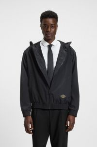 Veste coupe-vent à capuche avec doublure en mesh, Noir