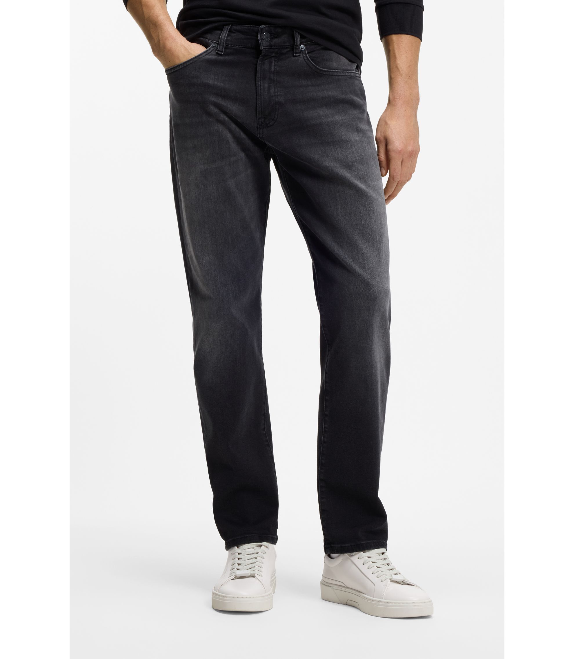 Maine Regular-Fit Jeans aus schwarzem Super-Stretch-Denim