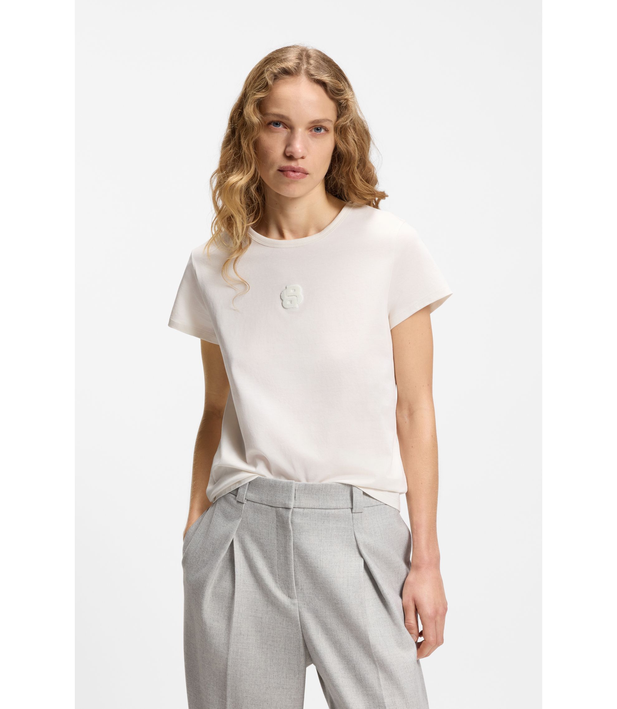 ○★新品 未使用 BOSS ダブルBモノグラム Tシャツ ワントーンロゴTシャツ hbeu50534800_118_350?wid=1980&