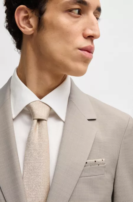 Slim-fit suit in micro-patterned virgin wool
