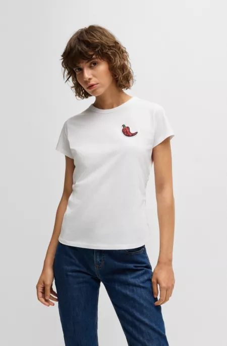 Fitted T-shirt in cotton with crystal-studded chilli pepper