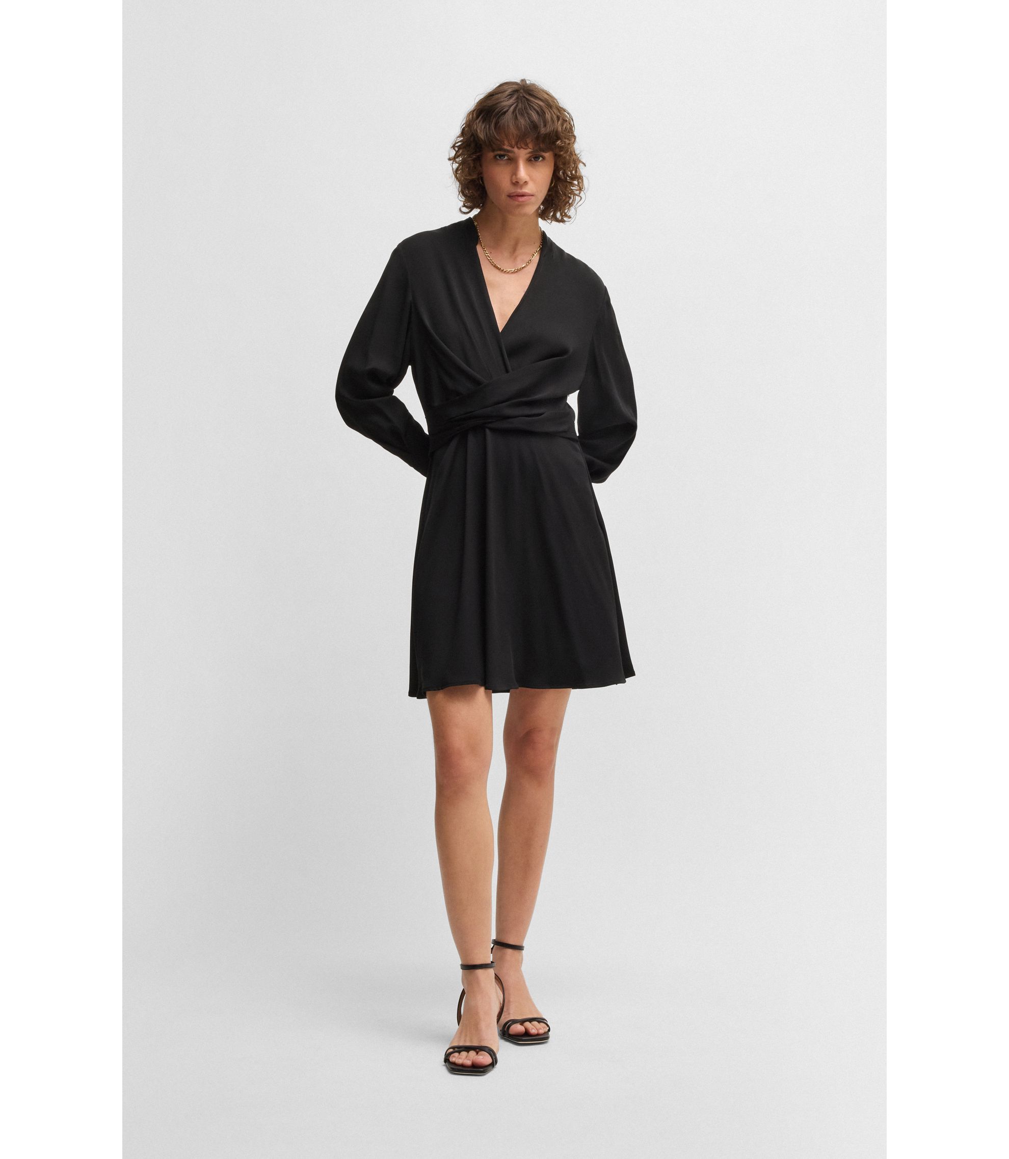 hbeu50535155_001_350?wid=1980&