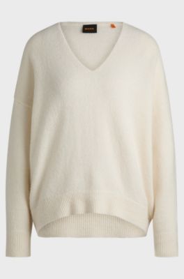Wool-blend relaxed-ft sweater with V neckline, Natural