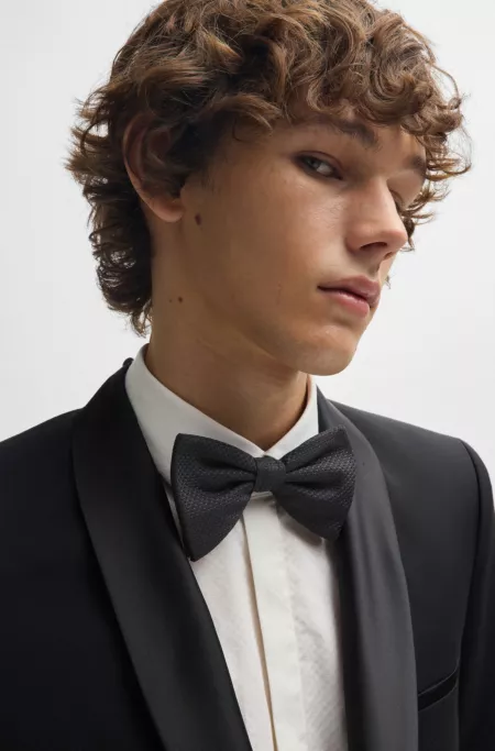 Bow tie in patterned silk jacquard