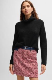 Jersey de cuello vuelto de mezcla de lana en canalé, Negro