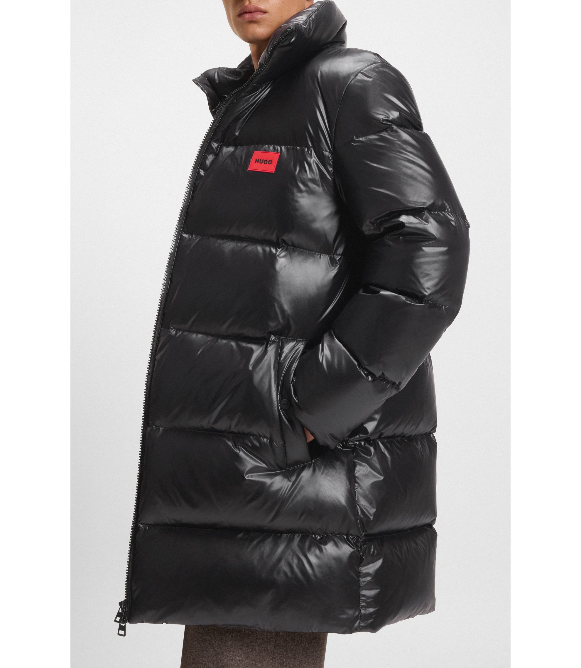 hbeu50536317_001_341?wid=1980&