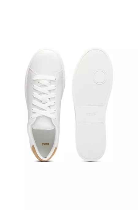 Leather trainers with suede backtab