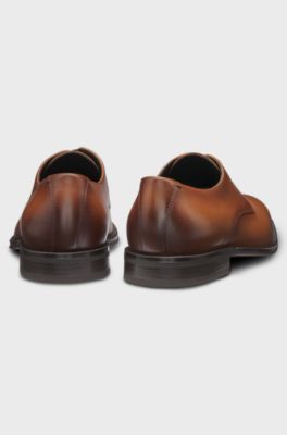Italian-made Derby shoes in leather, Brown