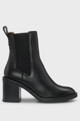 Leather Chelsea boots with logo hardware, Black