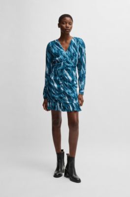 Leather Chelsea boots with logo hardware, Black