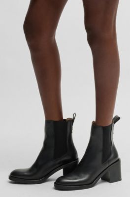 Leather Chelsea boots with logo hardware, Black