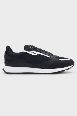 Sneakers aus verschiedenen Materialien mit Logo-Akzenten, Dunkelblau