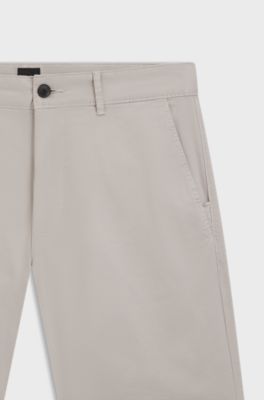 Shorts slim fit de sarga de algod&oacute;n el&aacute;stico, Gris claro