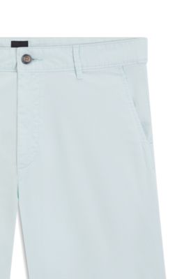 Slim-Fit Shorts aus elastischem Baumwoll-Twill, Hellblau