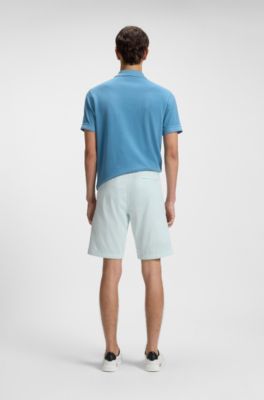 Slim-Fit Shorts aus elastischem Baumwoll-Twill, Hellblau