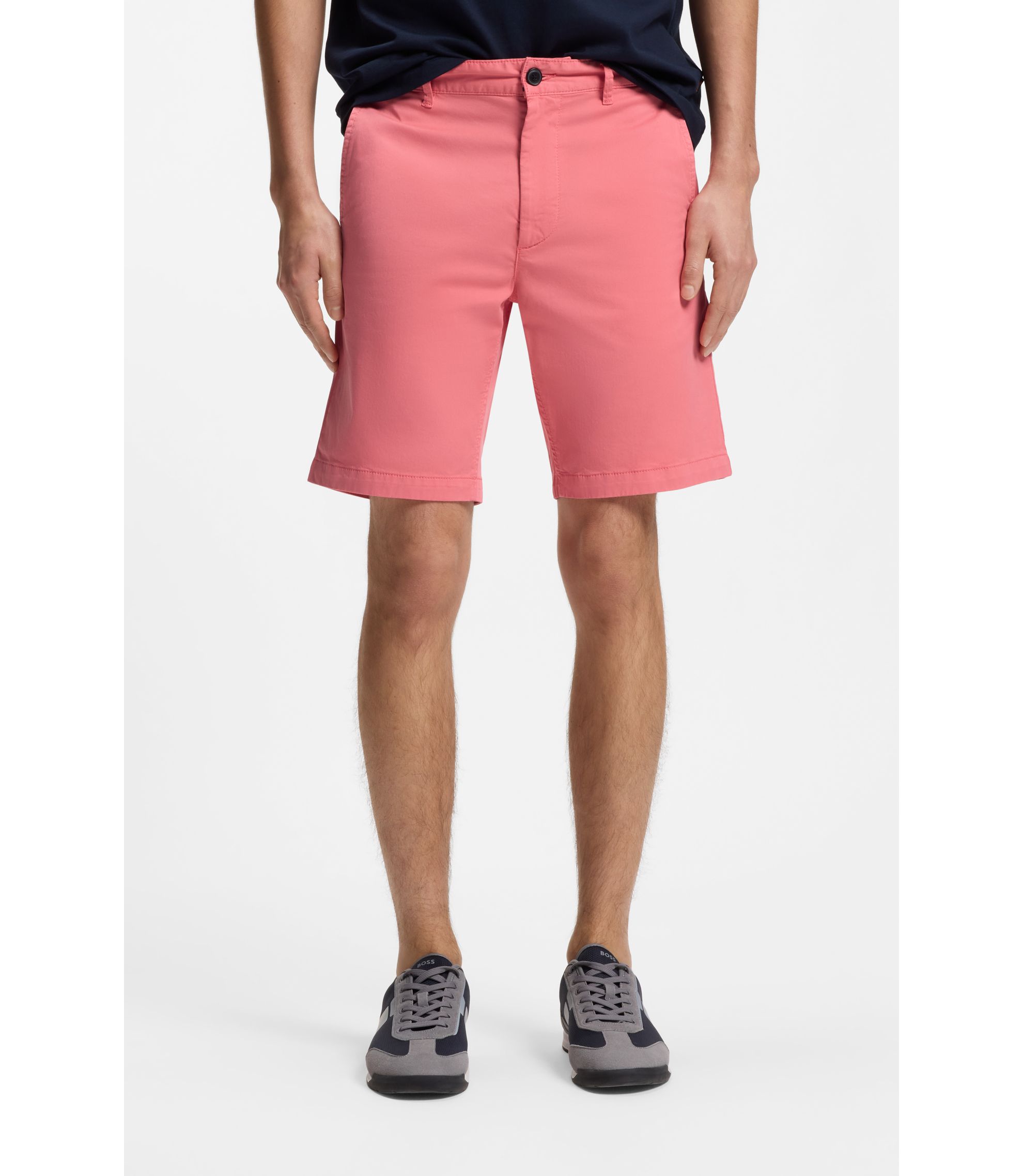 Slim-Fit Shorts aus elastischem Baumwoll-Twill