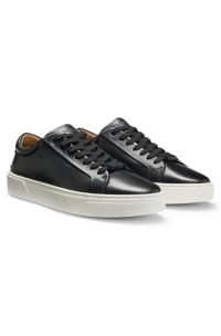 Baskets basses Gary en cuir avec détail logoté sur les lacets, Noir