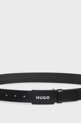 Matte, leren riem met logo op de koppelsluiting, Zwart