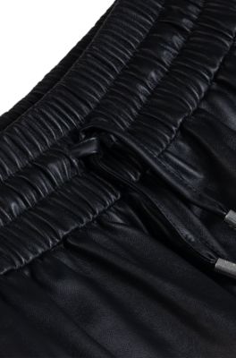 フェイクレザー ショートパンツ エラスティックウエストバンド, ブラック