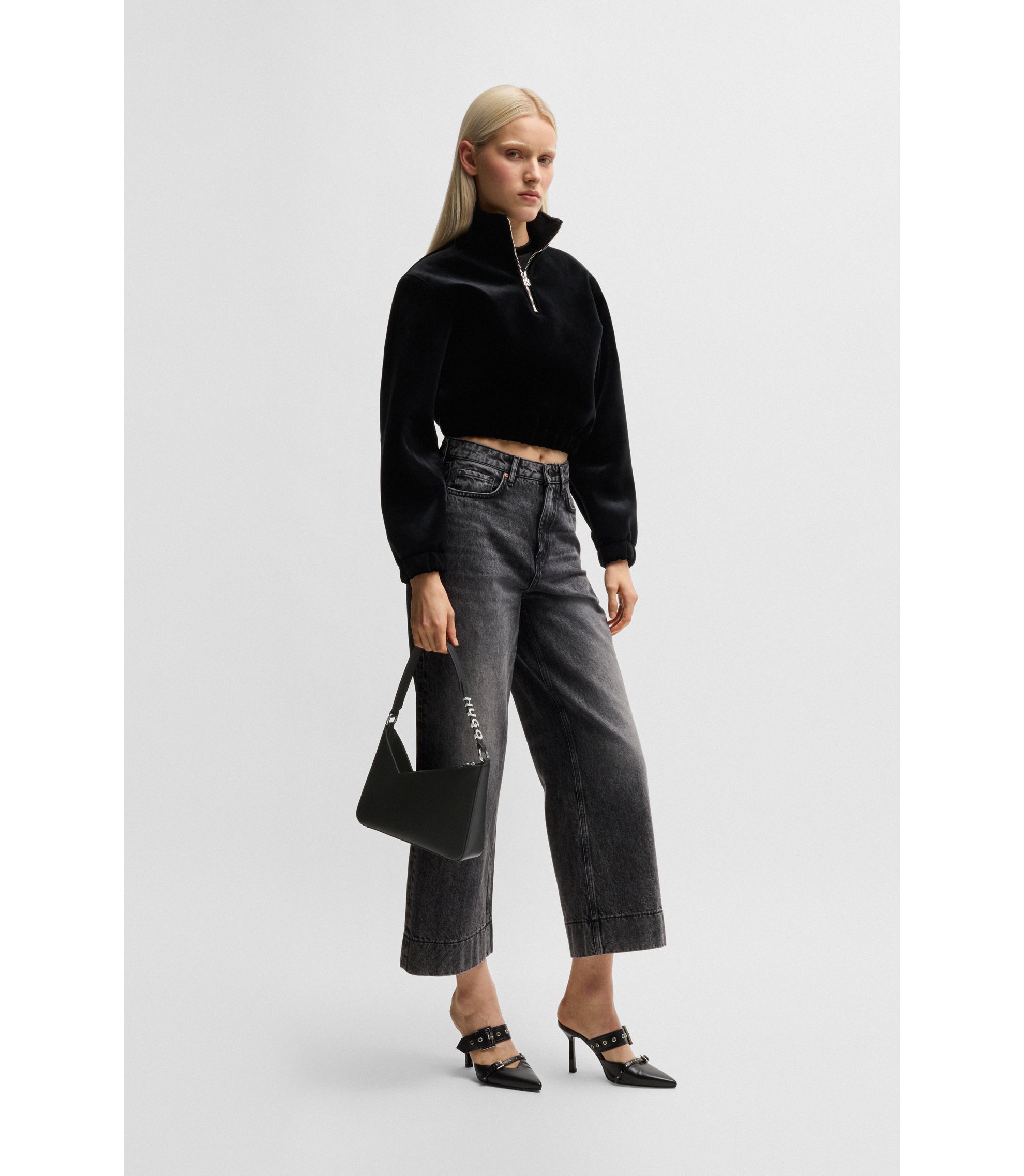 hbeu50536988_001_300?wid=1980&