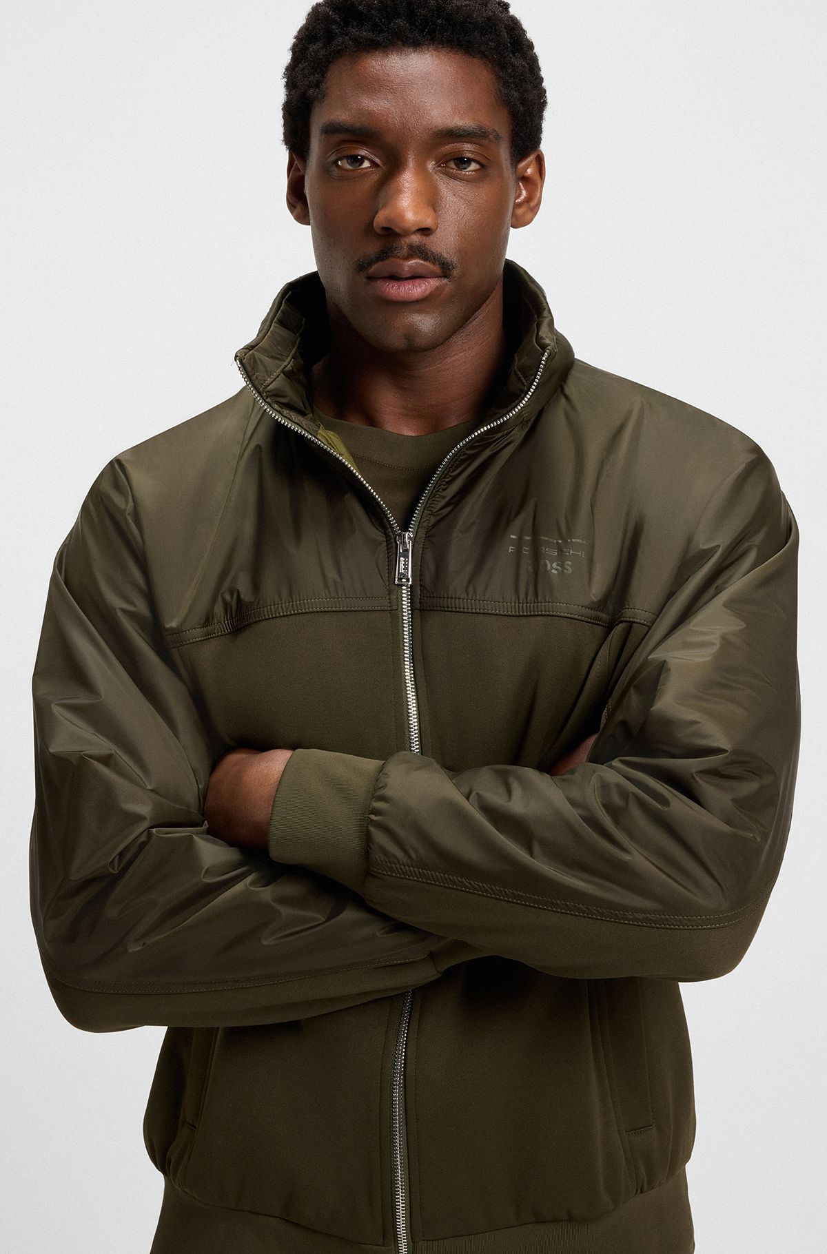 BOSS - Porsche x BOSS フーディ ダブルジップ - ダークグリーン BOSS - Porsche x BOSS フーディ ダブルジップ - ダークグリーン