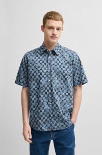 Camicia regular fit in popeline di cotone stampato, Blu a motivi