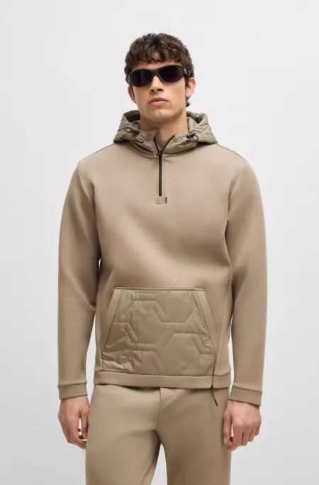 Zip-neck hoodie with wadded quilting