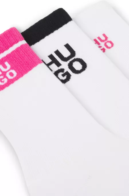 Three-pack of ribbed short socks with stacked logos