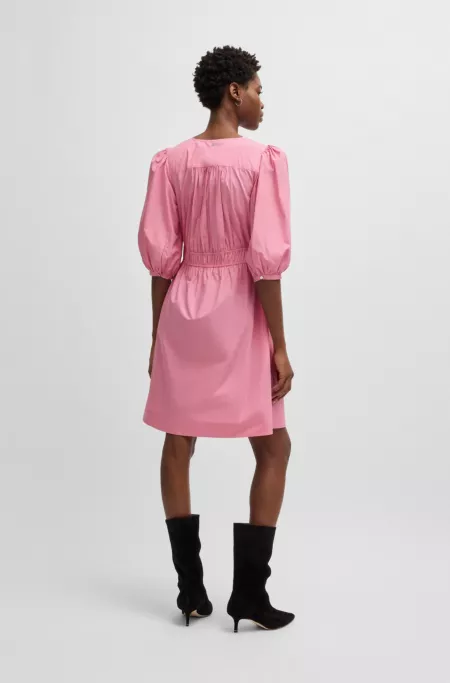 V-neck dress in cotton poplin with ruched waist