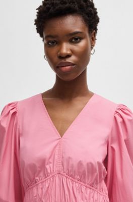 Robe &agrave; col&nbsp;V en popeline de coton avec taille fronc&eacute;e, Rose clair