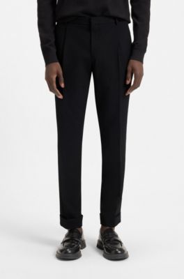 Slim-fit suit in seersucker, Black