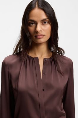 Kraagloze relaxed-fit blouse van stretchzijde, Donkerbruin