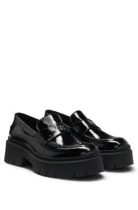 Mocassins en cuir à semelle épaisse et logo revisité, Noir