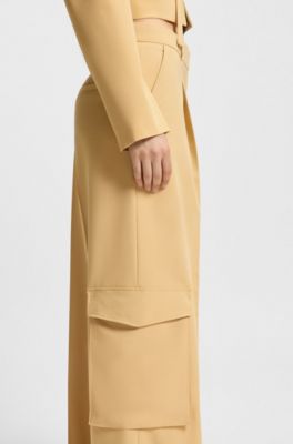 Cargobyxor i relaxed fit av stretchigt tyg, Beige