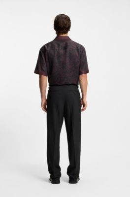 Pantaloni con fit moderno in twill elasticizzato con piega sulla parte anteriore, Nero