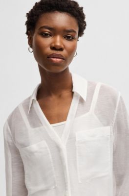 Chemisier &agrave; col&nbsp;V en ramie avec d&eacute;tail au niveau du col, Blanc