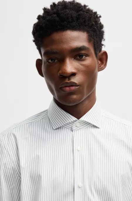 Slim-fit shirt in easy-iron striped stretch cotton